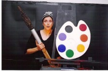 מתוך ההצגה דומיניק צייד הצבעים